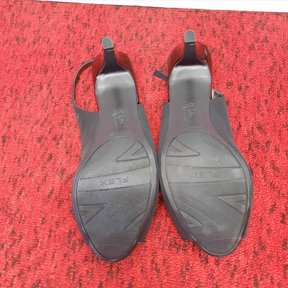 Life Stride Teller Slingback Buckle Ankle Strap Pump Peep Toe Heel Black SZ 11W - Picture 6 of 14